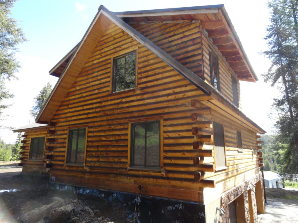 scaled log home