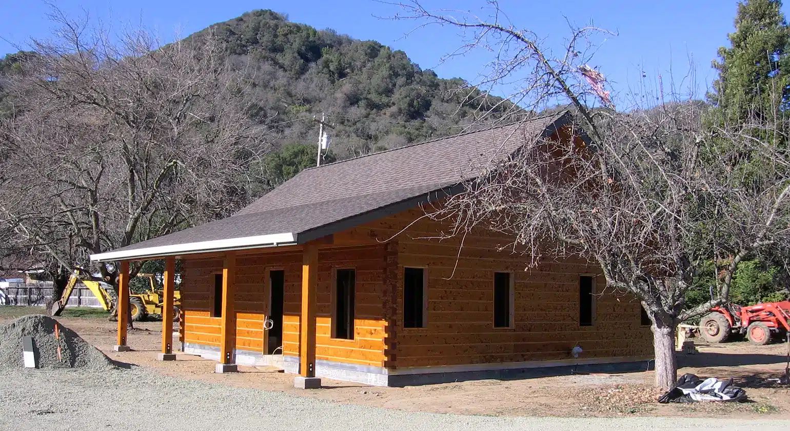 Choosing the Right Design for Your Log House Porch