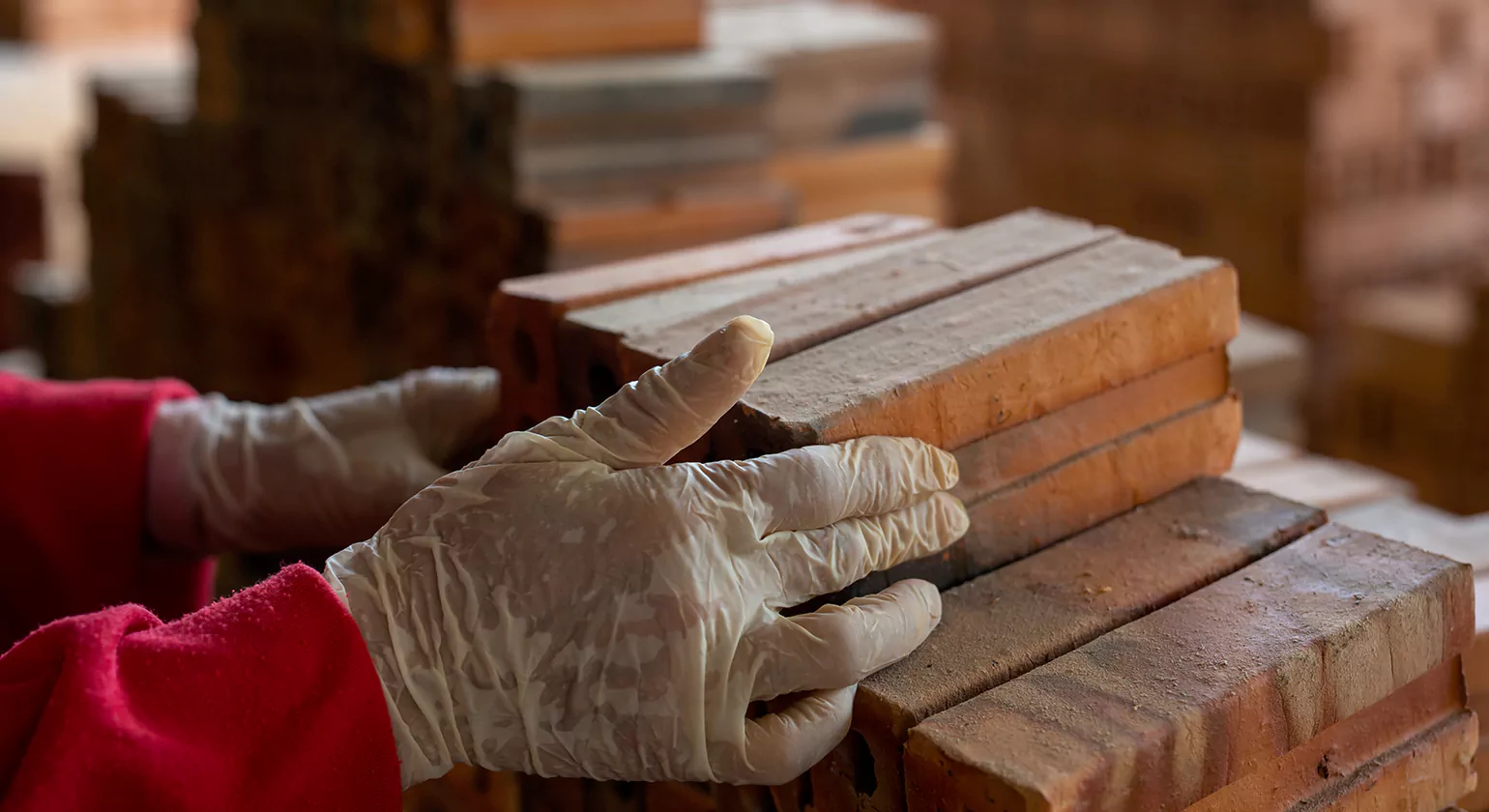 Benefits of Hand Hewn Wood Beams
